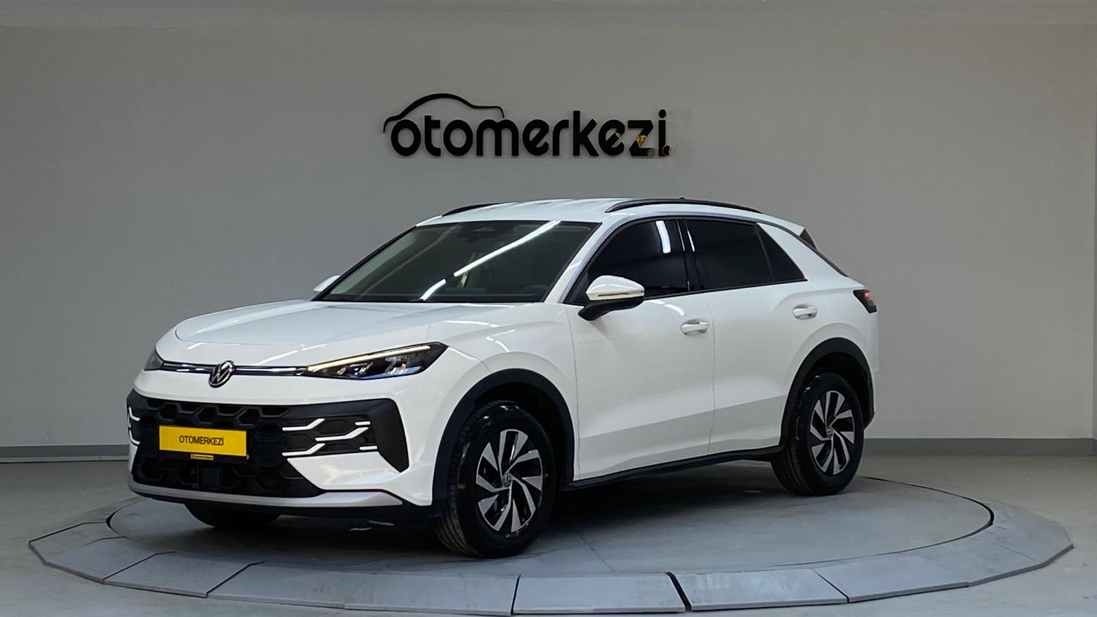 VOLKSWAGEN T-ROC 1